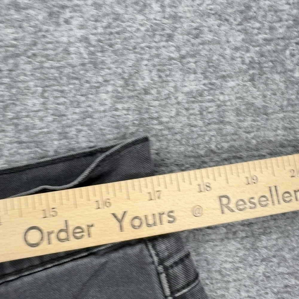 True Religion Geno Flap Relaxed Slim Jeans Mens 34x32 Black Distressed Denim